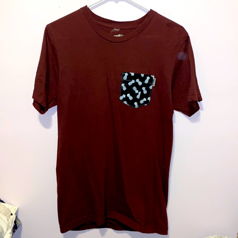 Serengetee pineapple pocket tee